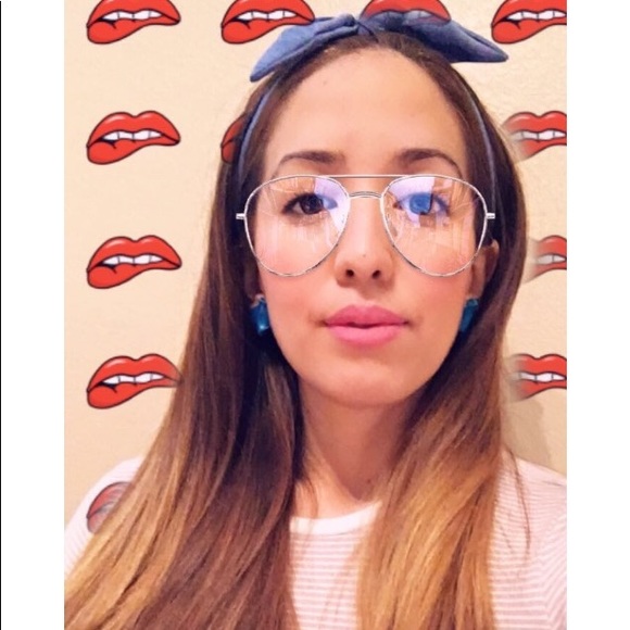 Meet your Posher, Violeta - Picture 5 of 7